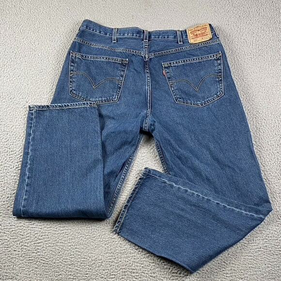 VTG Levi's 550 Relaxed Fit Jeans Men's 40x32 Blue Medium Wash Y2k 2000's - Picture 1 of 10